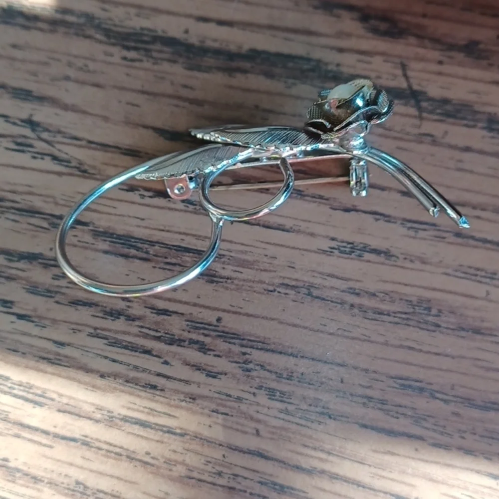 Vintage Silver Rose pearl & Leaf Swirl Brooch Pin